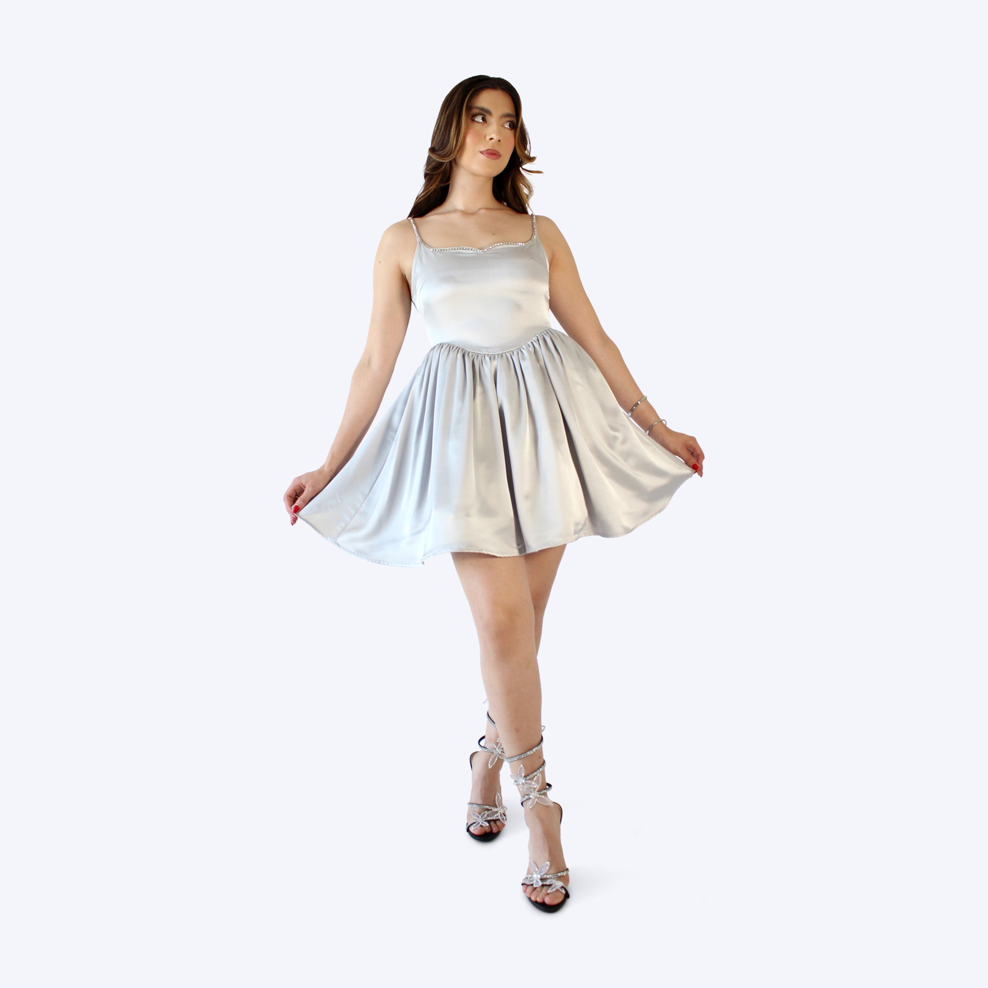 Vestido plata con brillos