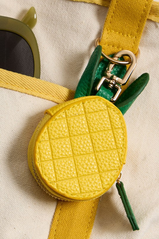 Piña Charm/ monedero /porta airtag