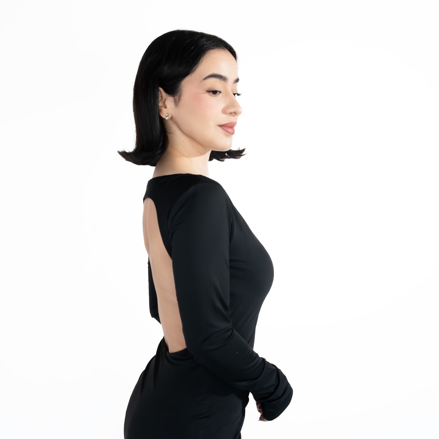 Maxivestido negro espalda descubierta