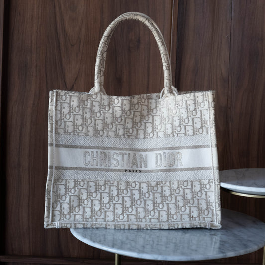 Dior tote mediano