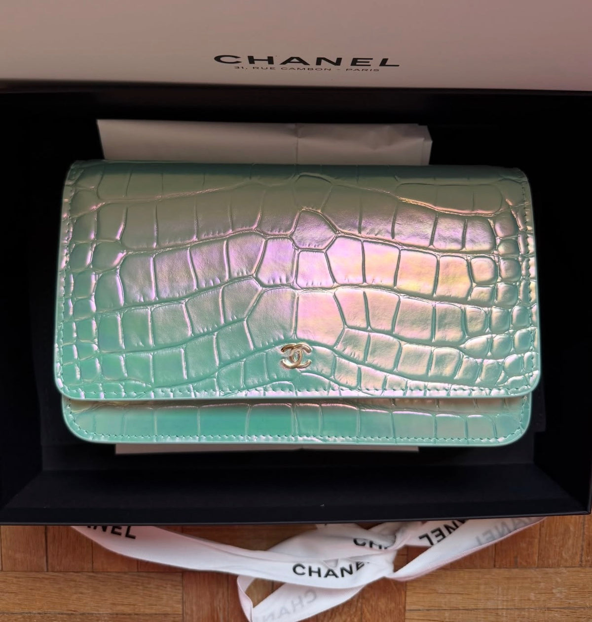 Woc croc embossed Chanel 2026 Nueva