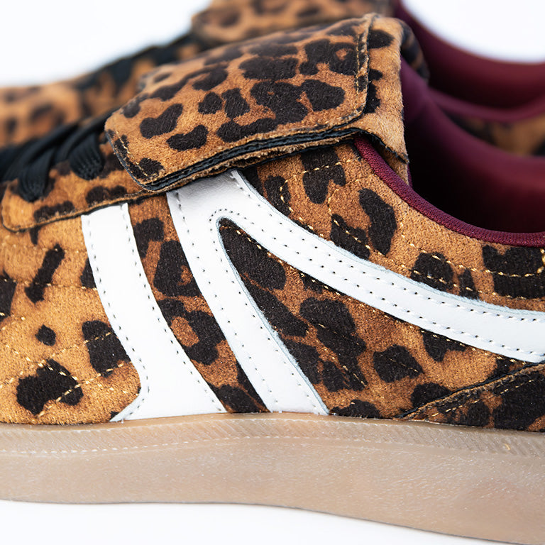 CINTHYA LEOPARDO