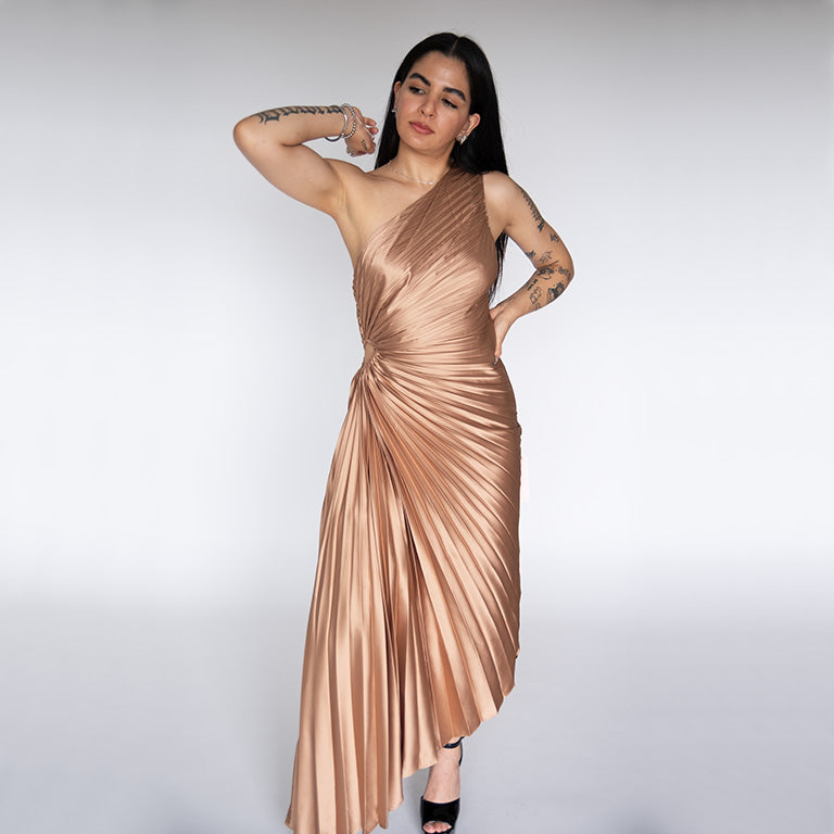 Vestido plizado Bronce