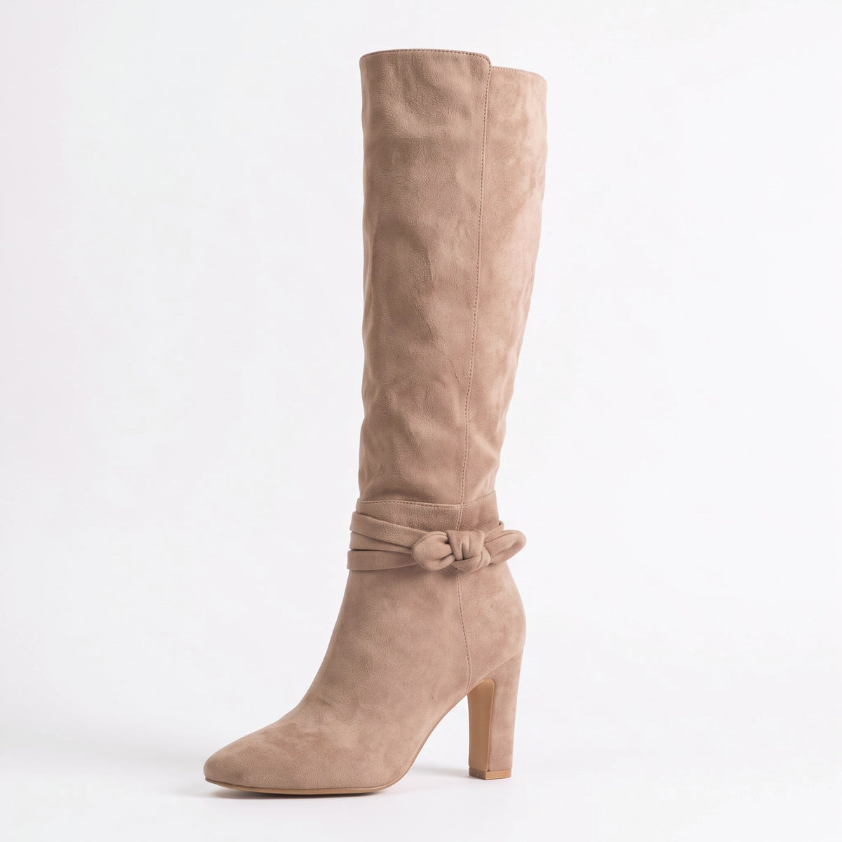 JANETH TAUPE